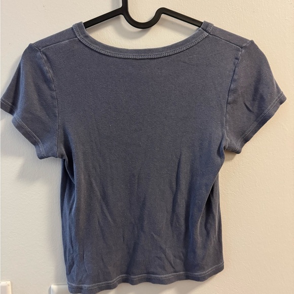 Brandy Melville Navy Blue Baby Tee - Picture 2 of 3